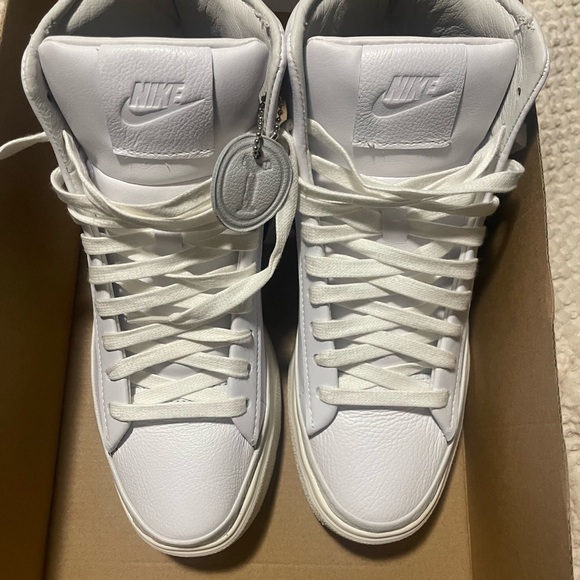 Nike Blazer Phantom Mid - Picture 9 of 9